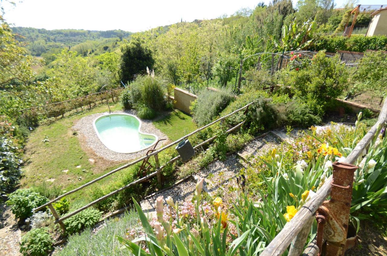 Al Colle Di Lari Villa Exteriör bild