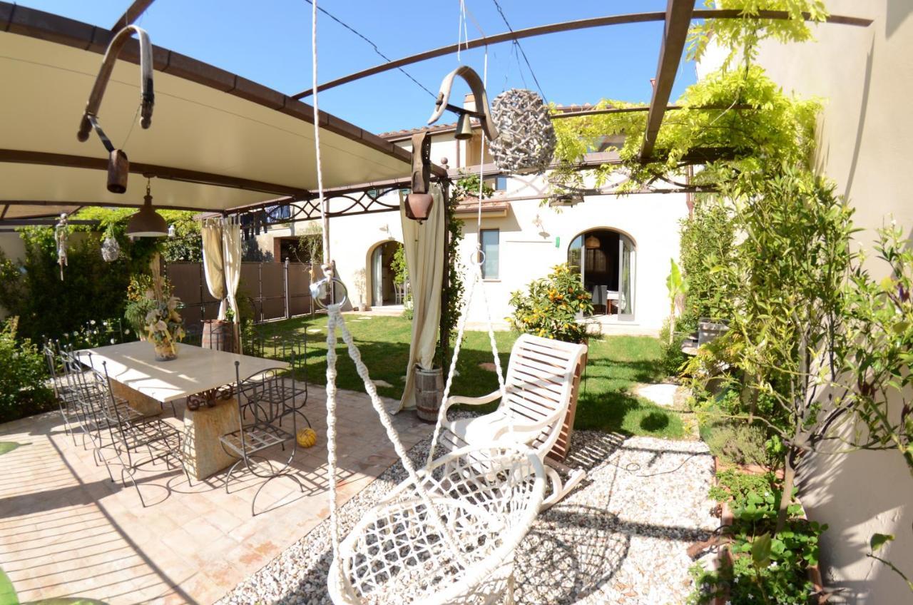Al Colle Di Lari Villa Exteriör bild