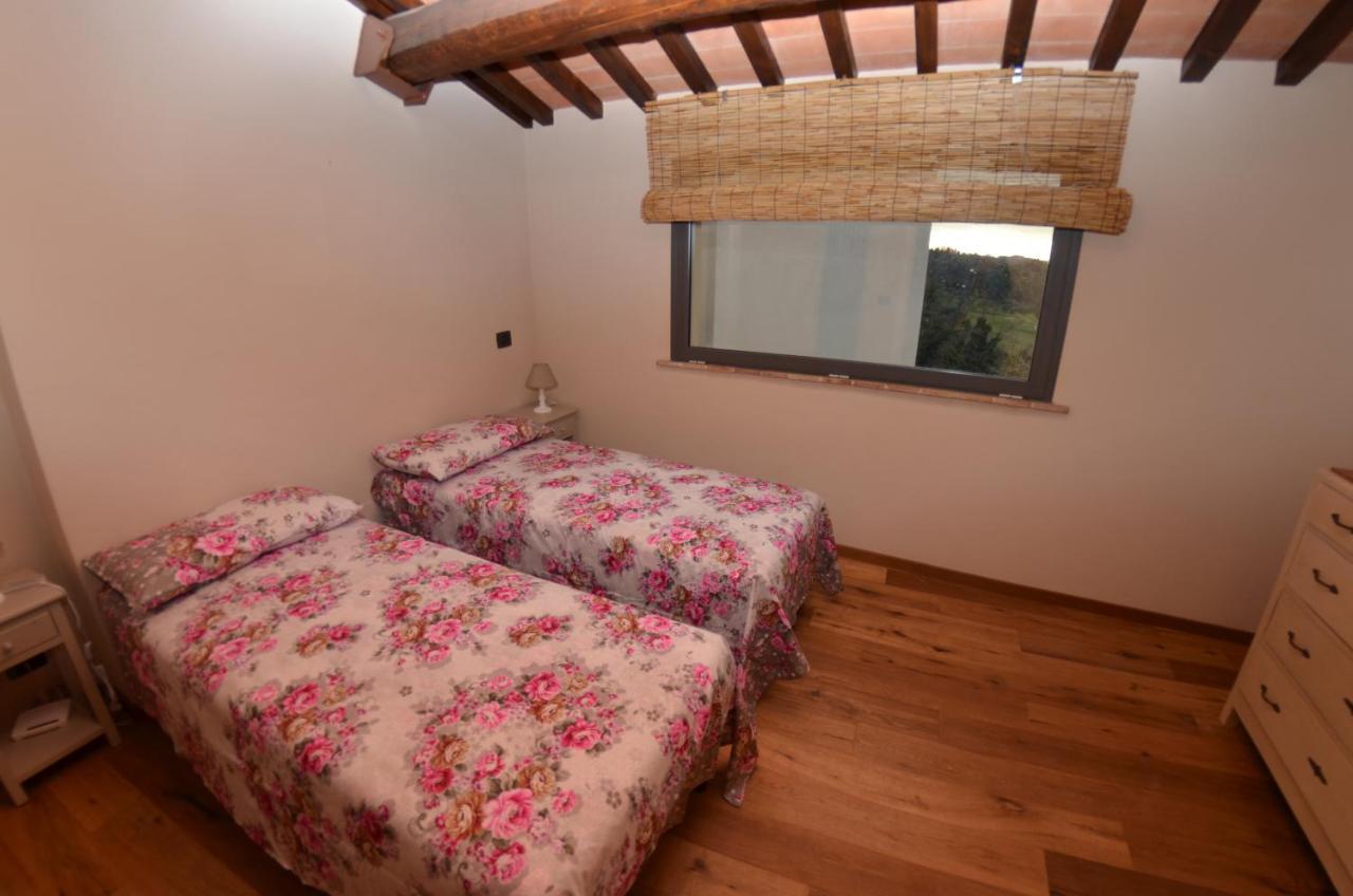 Al Colle Di Lari Villa Exteriör bild