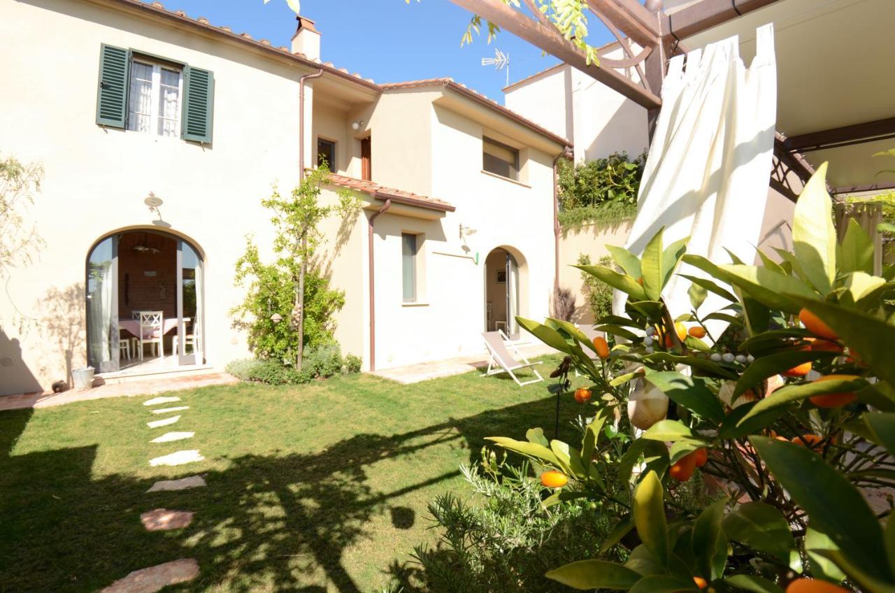 Al Colle Di Lari Villa Exteriör bild