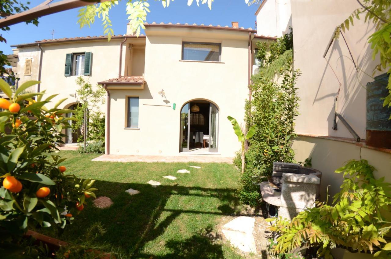 Al Colle Di Lari Villa Exteriör bild